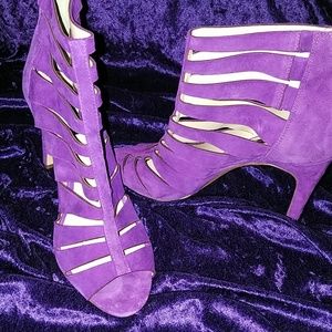 I.N.C. Purple Heels